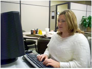 Student uses computer in the ACCESS center